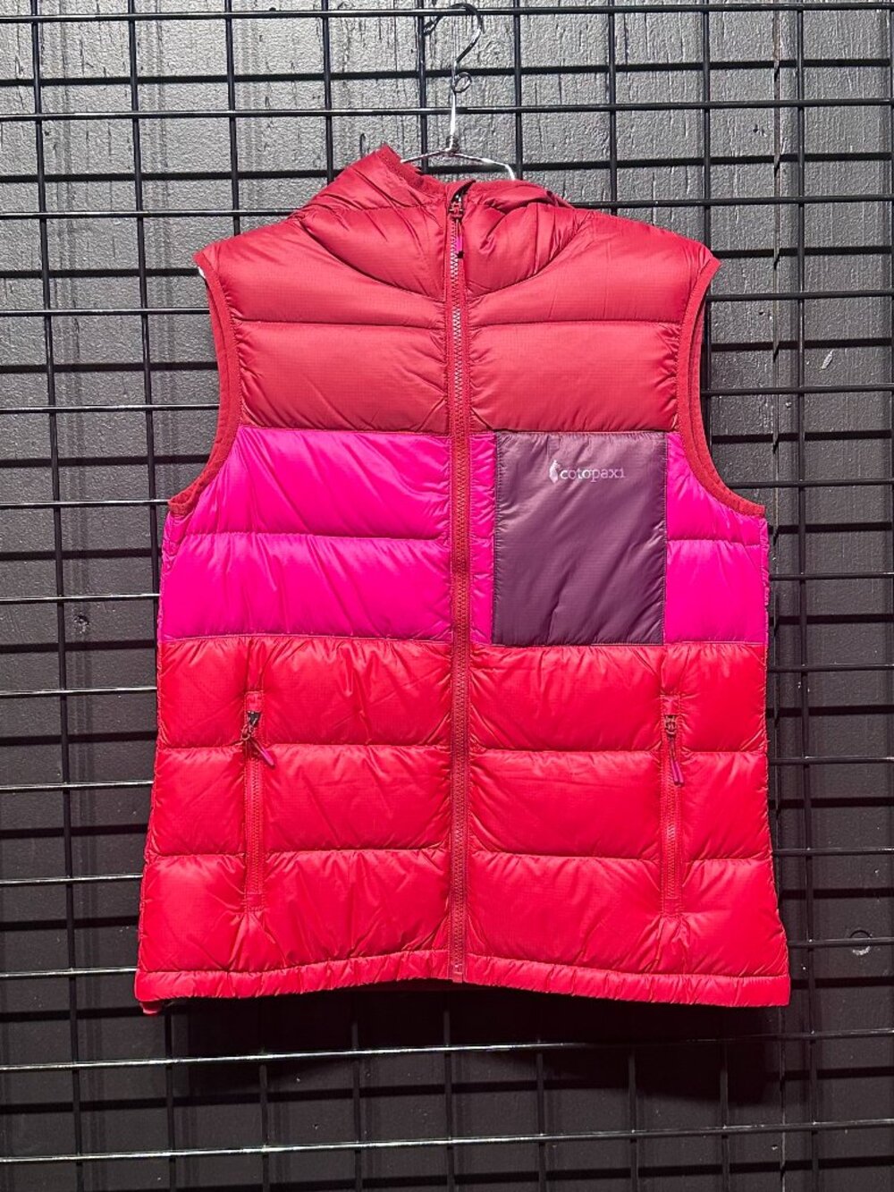 Cotopaxi Fuego Max Hooded Vest — Red & Hot Pink